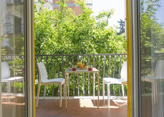 Sorrentovibes - Modern Apartment With Terrace, Swimming Pool&Tennis