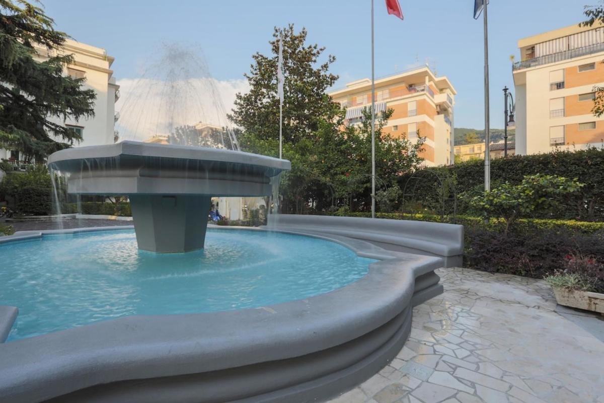 Sorrentovibes - Modern With Terrace, Swimming Pool&tennis *