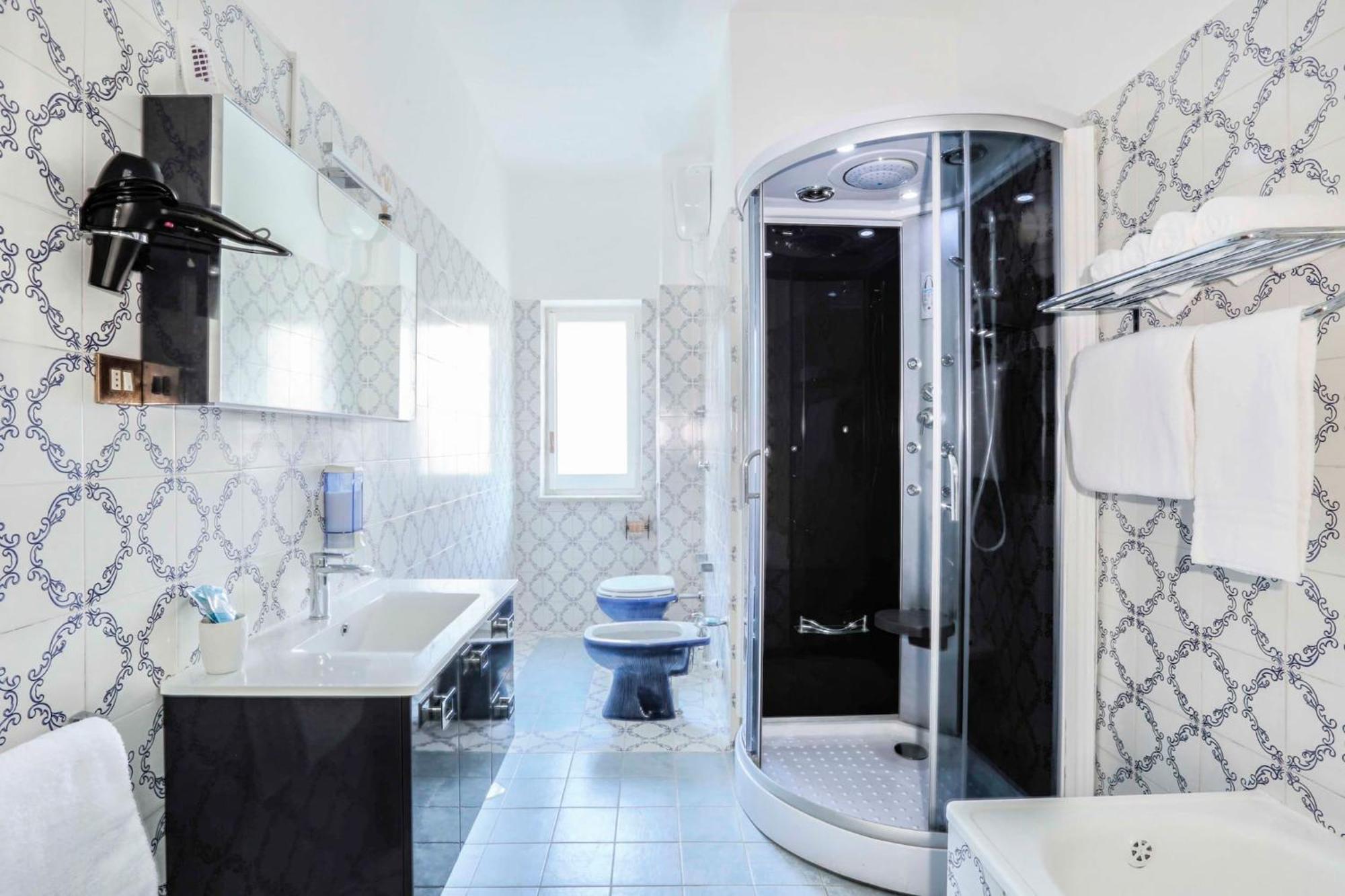 Sorrentovibes - Modern With Terrace, Swimming Pool&tennis Appartamento *
